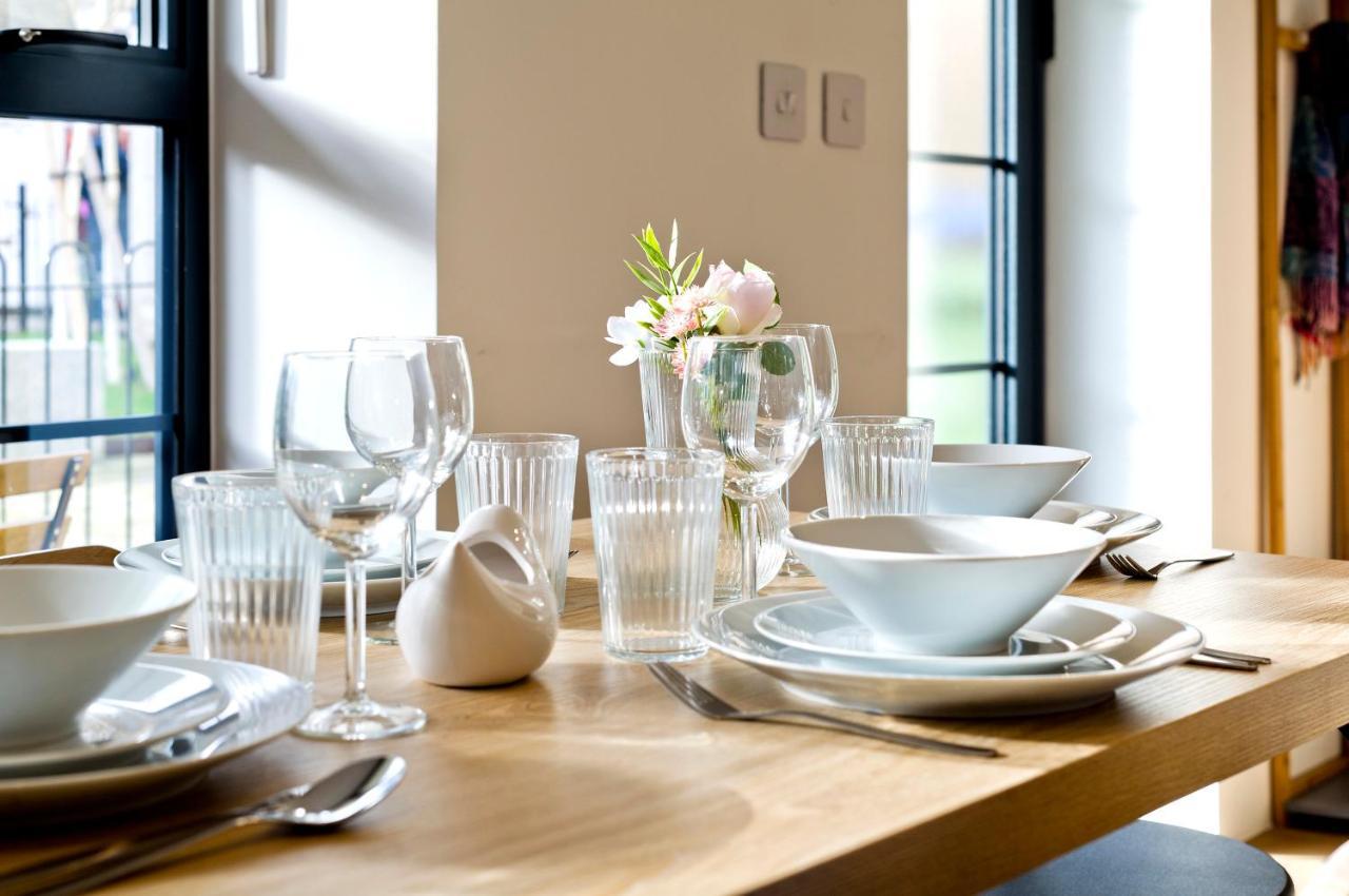 Luxury One Bedroom Greenwich Studio Apartment Near Canary Wharf By Underthedoormat Londra Exterior foto